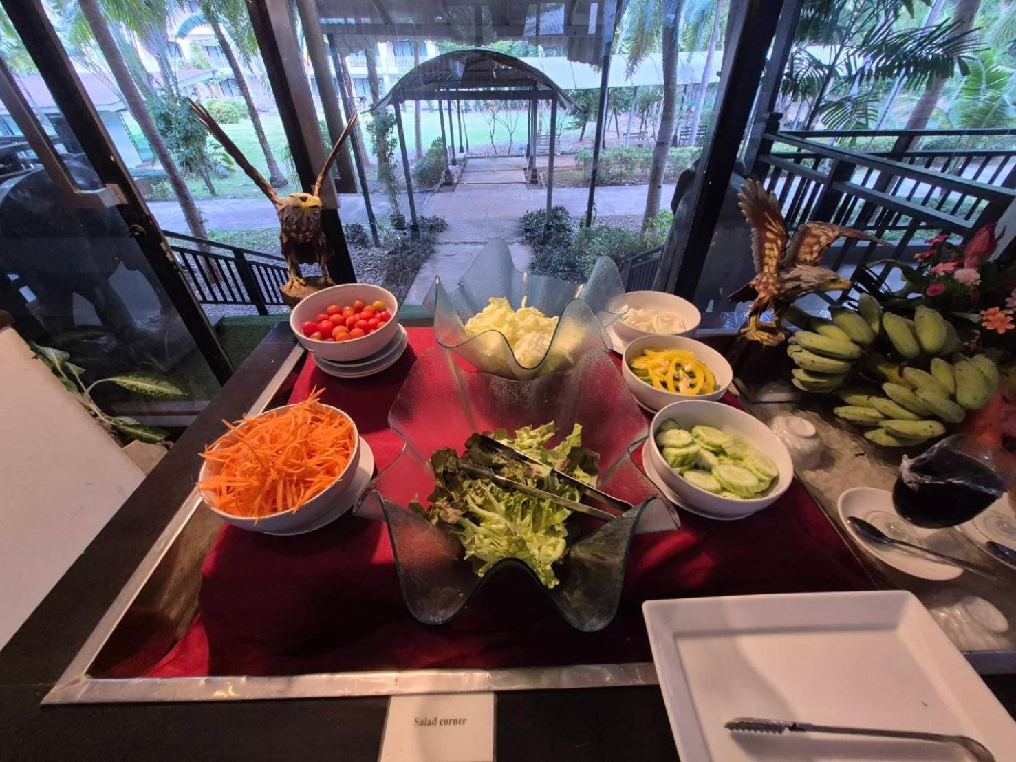 Ramada By Wyndham Aonang Krabi Otel Dış mekan fotoğraf
