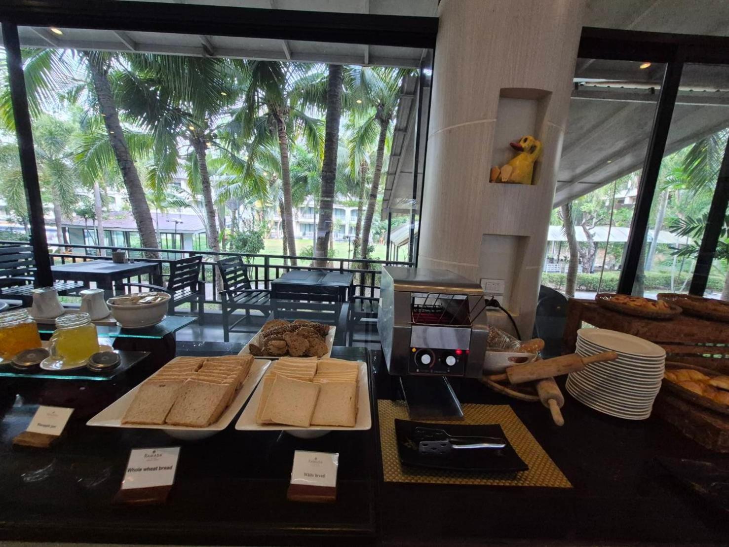 Ramada By Wyndham Aonang Krabi Otel Dış mekan fotoğraf